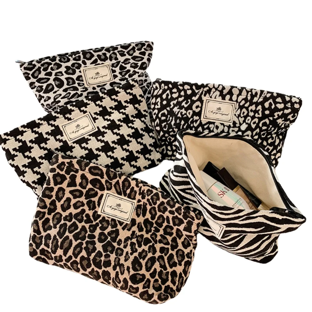 Leopard Printed Makeup Bag Thickened Travel Toiletries Cosmetic Bags Cases Pouch Handbag Makeup Bags Make Up Organizer Bag