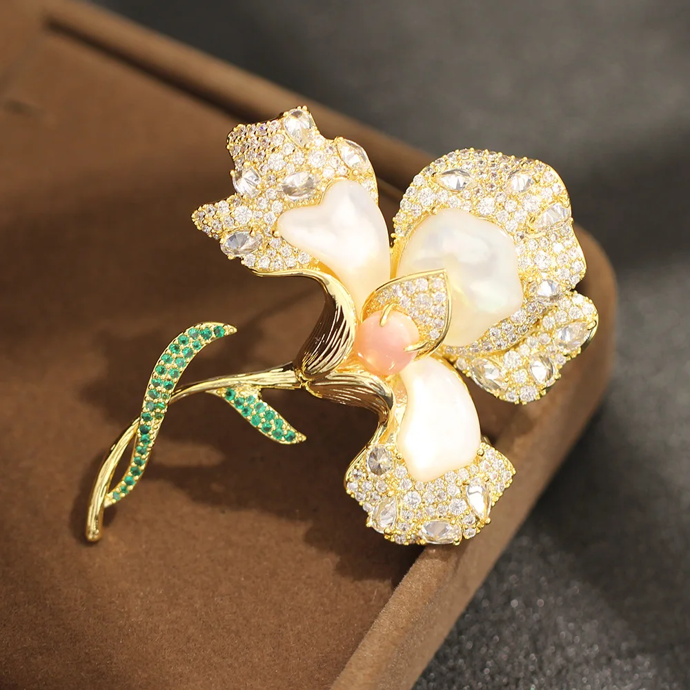 

Iris Mother of Pearl Brooch,Luxury Conch Pearl Style, Niche Elegant Floral Pin