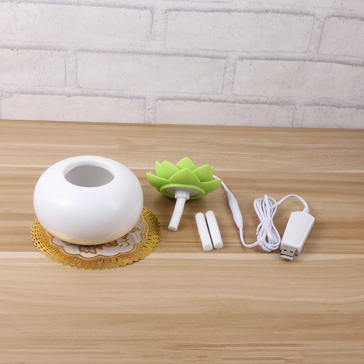 

Aroma Humidifier Lotus Shape Ceramic Green Pattern White Bottom Aromatherapy Mist Maker Soft Mute Air Diffuser for Bedroom