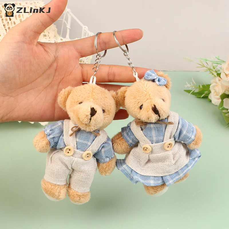 ▶ 1PCS Urso de Pelúcia Fofo com Roupa, Pingente de Coelho de Desenho Animado, Boneca de Pelúcia Macia, Chaveiro, Decoração para Mochila, Presente Infantil