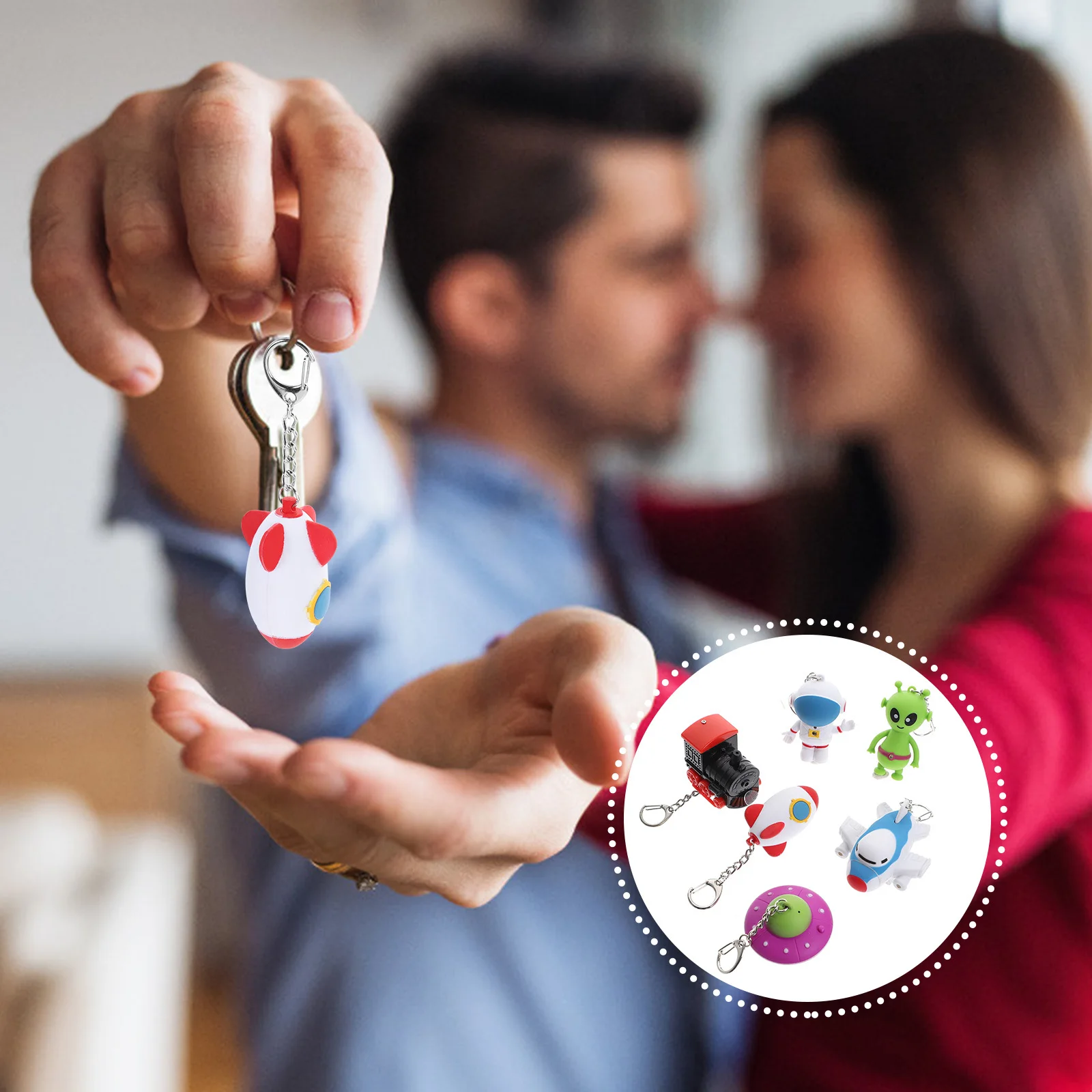 

6Pcs Handheld Flashlight Keychain Animal Shape Bag Hanging Accessory Pediatric Nurse Badge Lights Keyring Keychain Light