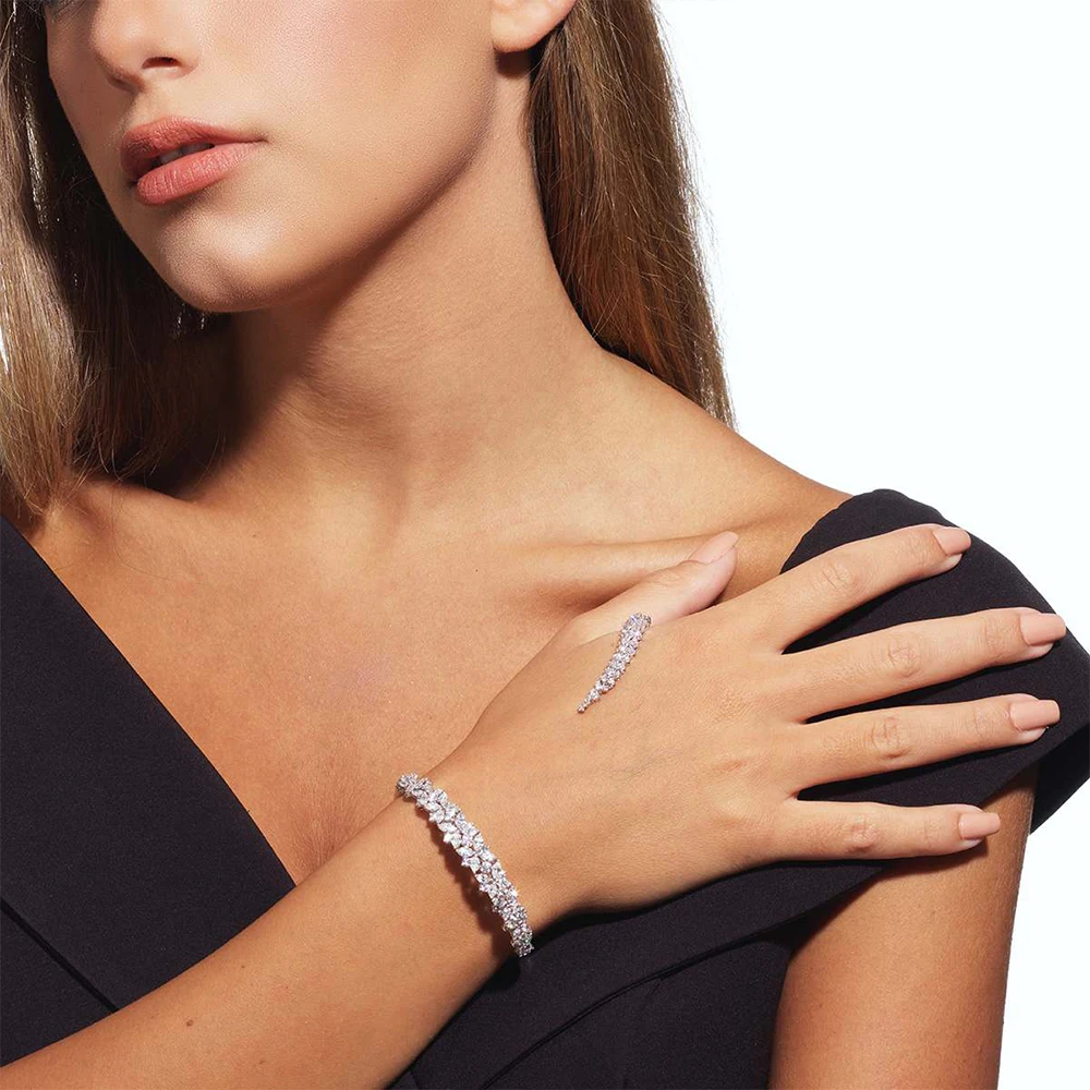 XSBODY Simple Mitten Bracelet Charm Cubic Zirconia Palm Chain for Women Hand Bracelet Cluster CZ with Ring Hand Harness Bangle