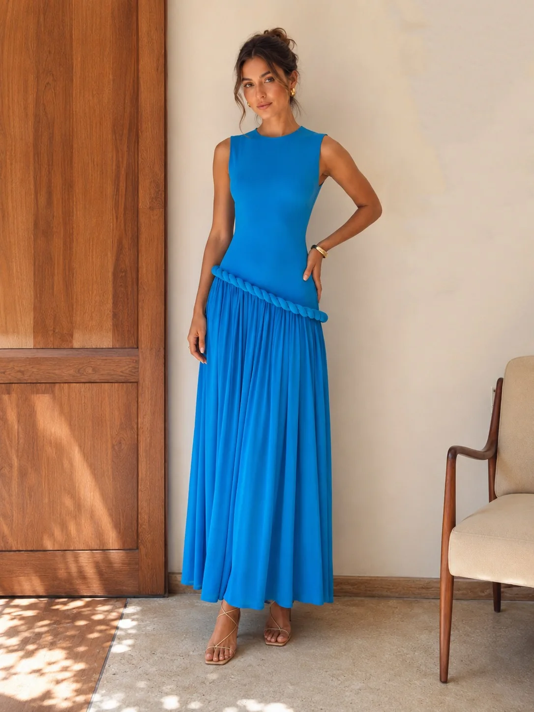 Elegante Vestido Largo Plisado Azul Klein con Cuello Redondo, Sin Mangas, Cintura Alta, Corte A, Vestidos Ajustados, Vestidos de Noche para Celebridades, Vestidos de Fiesta, Vestidos de Club