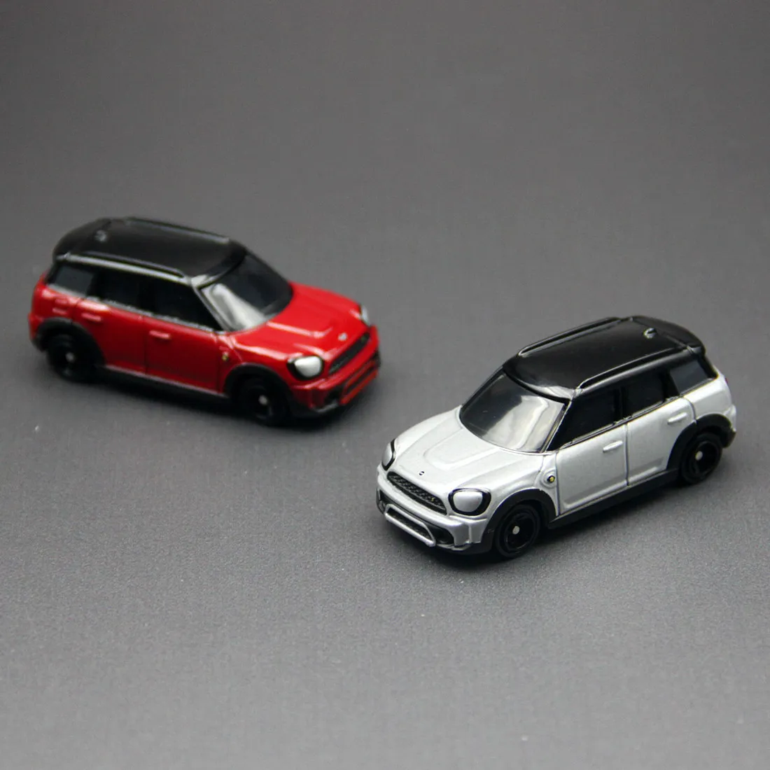In Stock Original Tomica No.52 MINI Cooper SE Countryman All4 Alloy Car Model 91744 917533 Collectible Mini Vehicle Toy