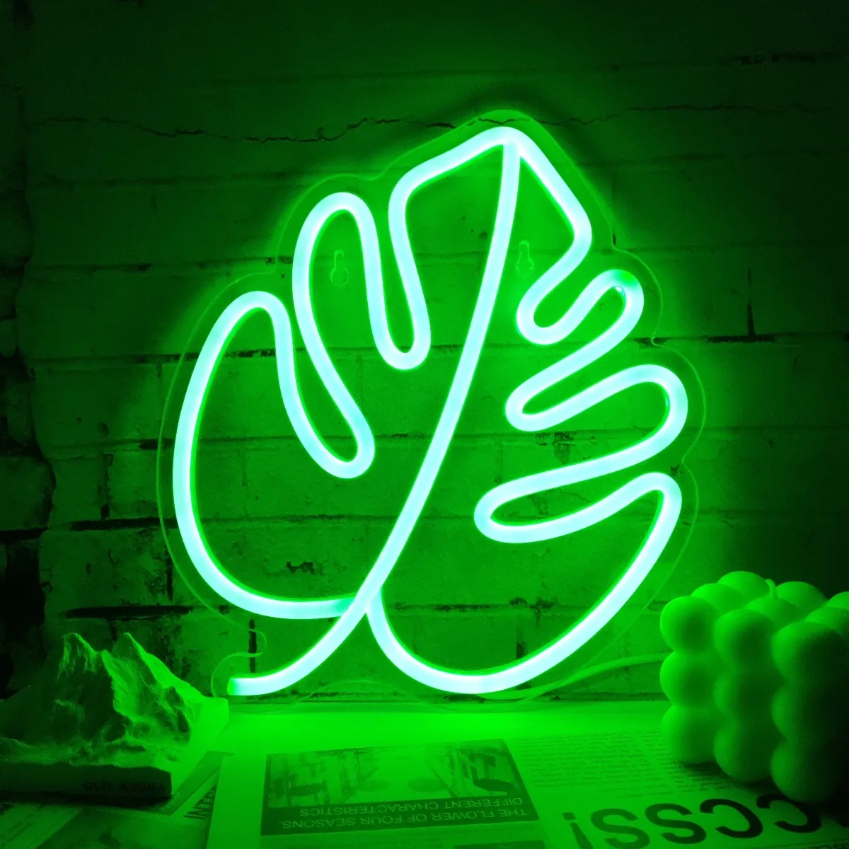 Green Monstera Leaf Neon Light Signs, USB Powered Wall Hanging LED Signs, the Best Ideal Presents for Rooms/Balcony/Garden Decor