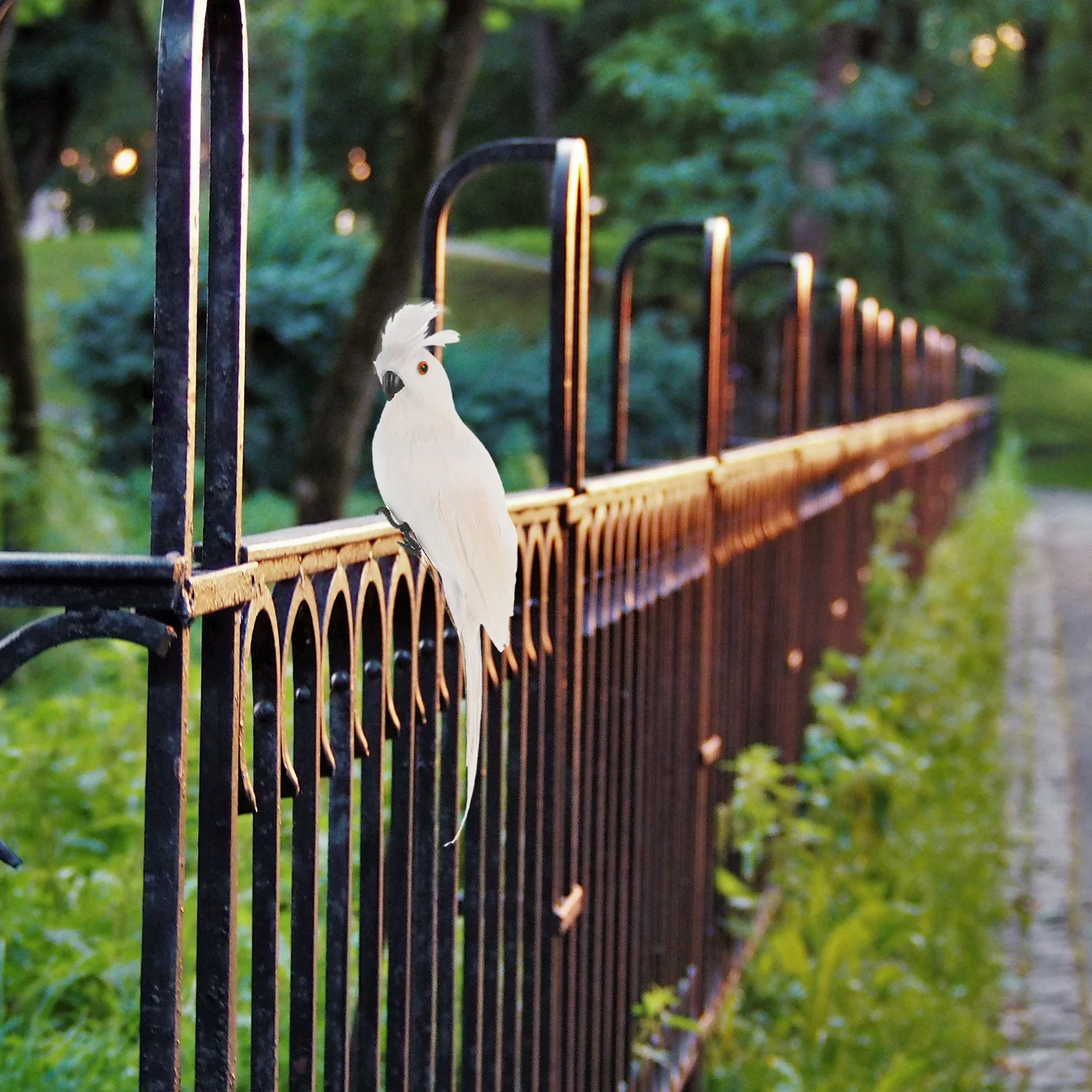 

Realistic Parrot Ornament Made of Duck Plume Foam Vivid Artificial Bird for Garden Yard Park Decor Simulation Parrot
