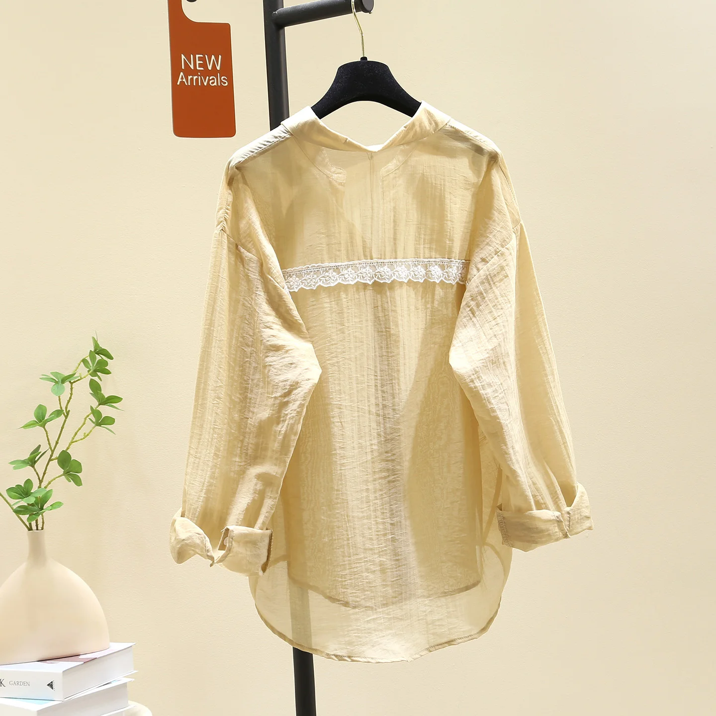 

SuperAen Fashion Design Thin Shirt for Women's 2025 Summer New Korean Style Oversize Loose Patchwork Lace Shirts