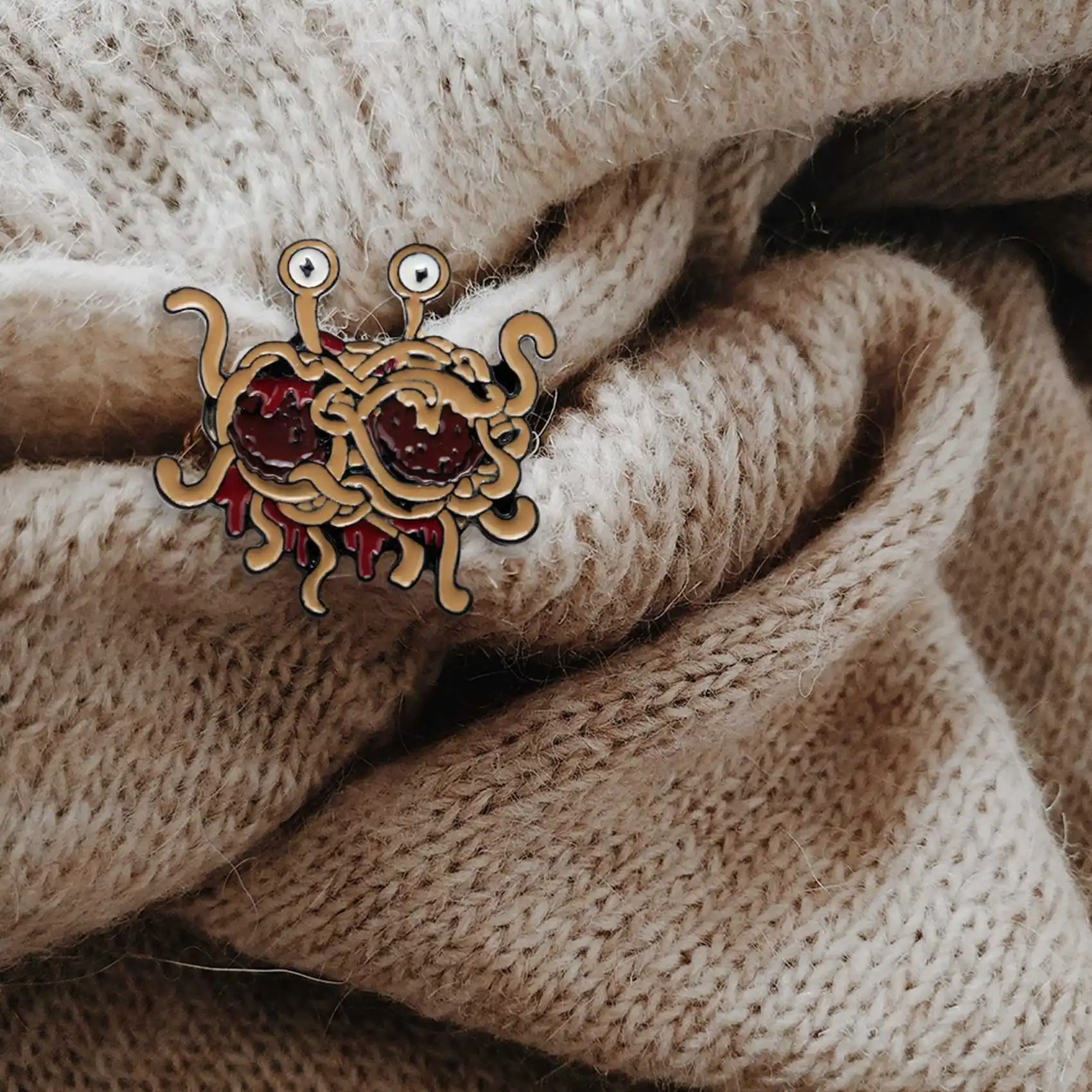 ABQR دبوس Fsm المينا دبوس رامين مضحك الذوق بروش الدينيم الجينز قميص معطف التلبيب دبوس شارة معدنية