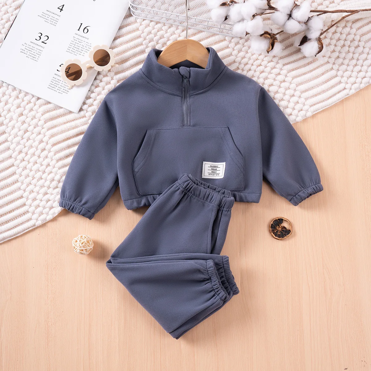 

2025 Autumn Winter New Kids Clothing Set 2 Pcs Fleece Lined Turtleneck Hoodie And Pants Set Casual Solid Color Warm Outfit​