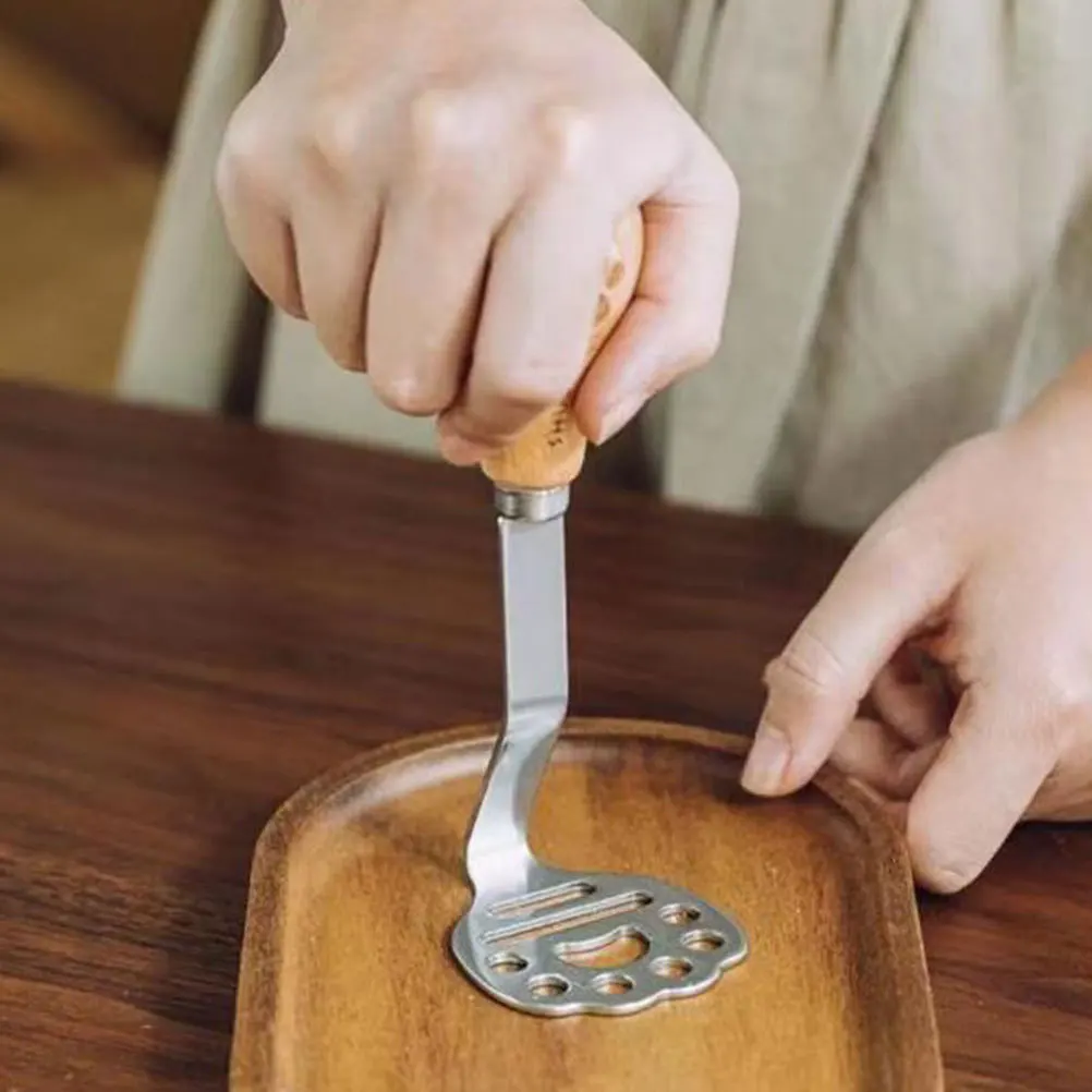 

2pcs Potato Masher Stainless Steel With Wood Handle Manual Presser For Potato Pumpkin Carrot Avocado Puree Kitchen Utensil