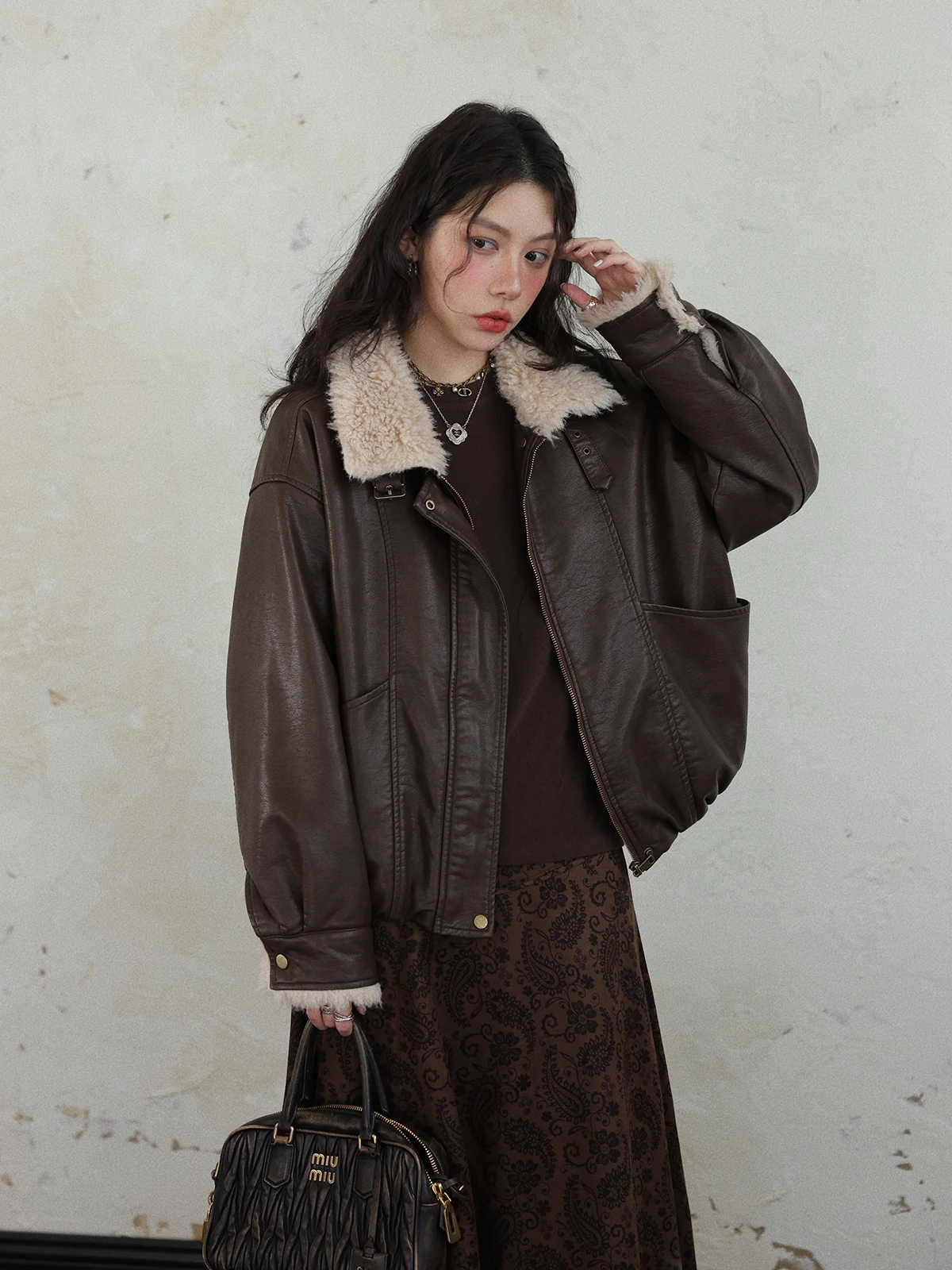 Jaet de couro sintético feminino retrô sle com gola de pele casaco boudoir calor interno fce ort comprimento fecho com zíper