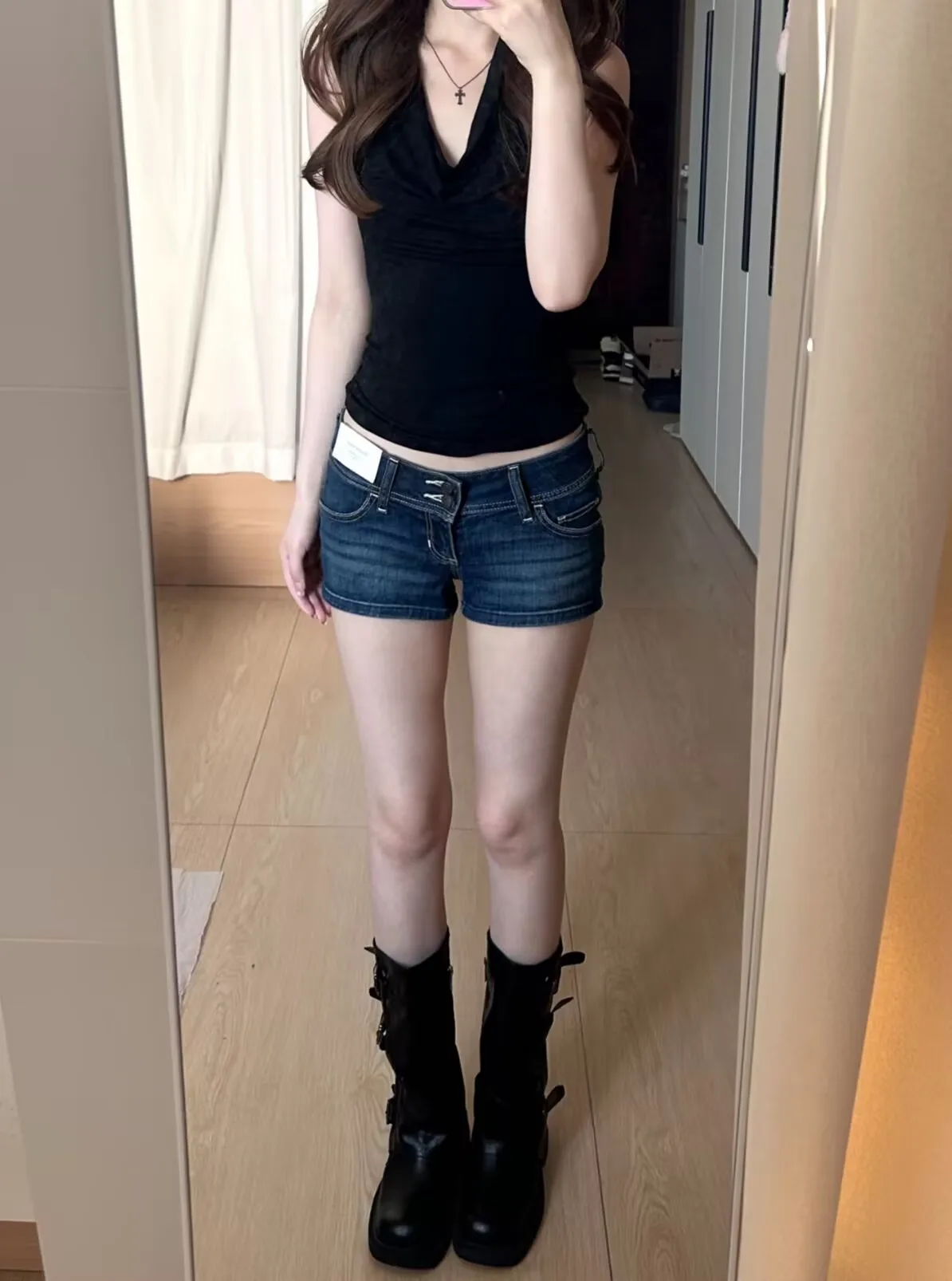 Low-Waist Sexy Girl Style Denim Shorts Women's Built-In Hip Enhancing Slimming Tight-Fit Spring Season Cotton Stretch Denim