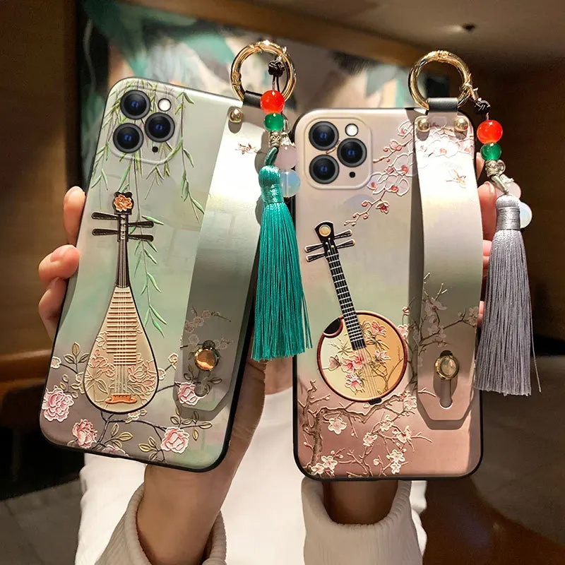 

For iPhone13 Tassel crossbody iPhone15Plus case iPhone15 Wristband iPhone12 Silicone iPhone14 Drop resistant iPhone11