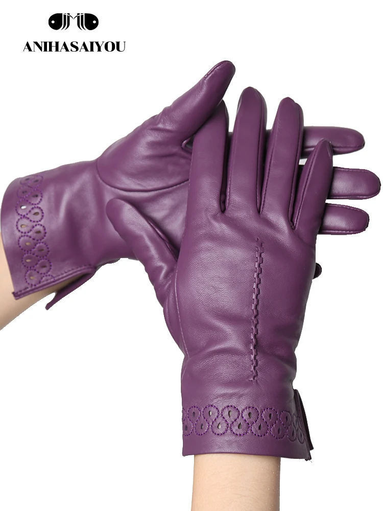 New sheepskin winter gloves warm plus velvet short thin driving women's gloves color embroidery design leather gloves