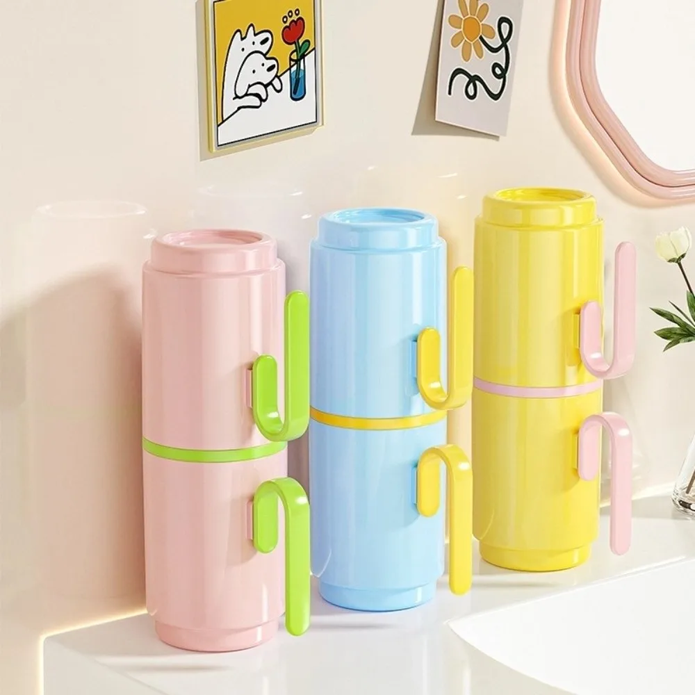 

Convenient Portable Mouthwash Cup 2-in-1 Plastic Toilet Cup Dust-Proof Tooth Cup Camping