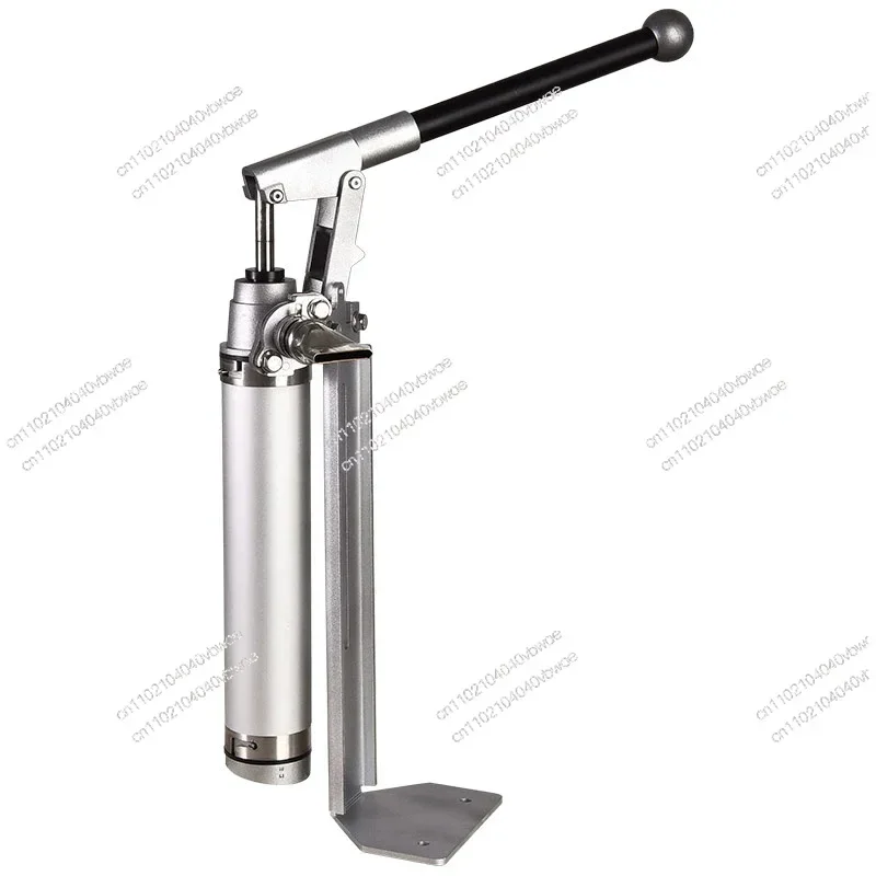 Manual Feeding Pump Stainless Steel Suction Device for Indoor and Outdoor Use
