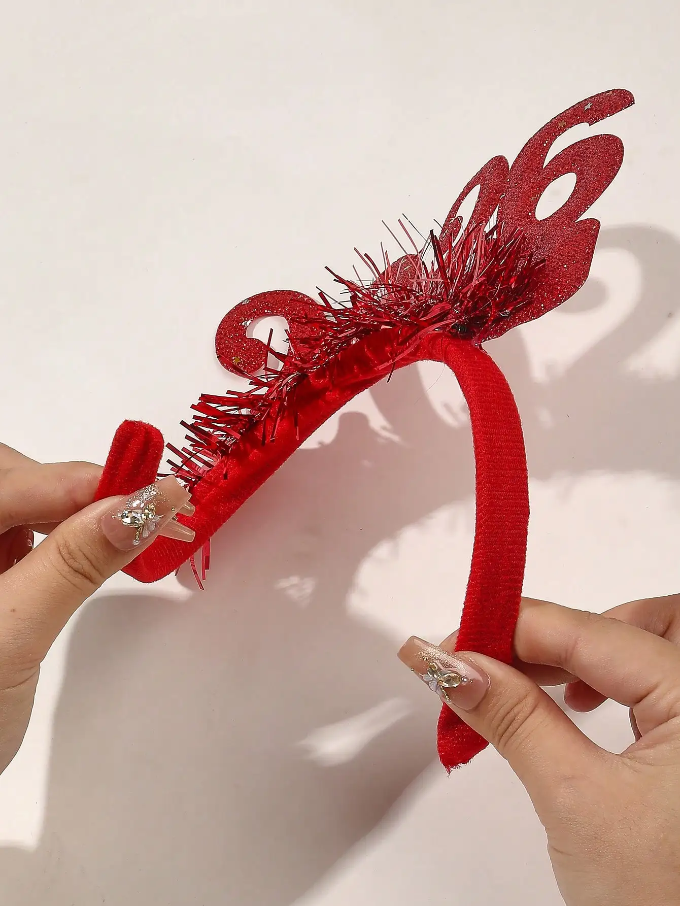 2026 السنة الجديدة عقال للحفلات الاطفال بريق إكسسوارات الشعر مضحك صور الدعائم عيد الميلاد الديكور 2026 هدايا عيد للنساء