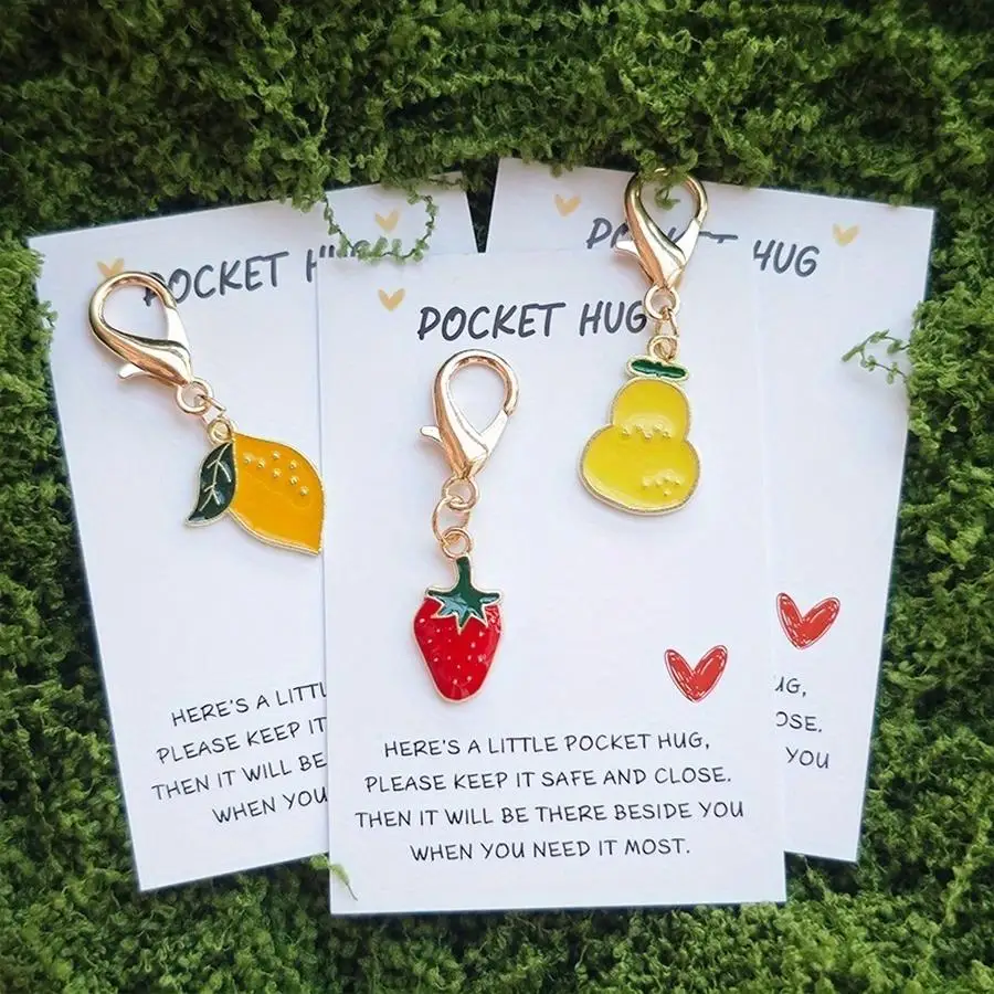 1-100pcs  Cute Mini resin  heart keychain Love Themed Embrace Card For Moms For Moms Charm Roaming Gift Charm Roaming Gift Charm