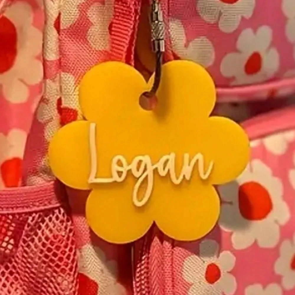 Flower Shape Customized Name Pendant Keychain, Gift