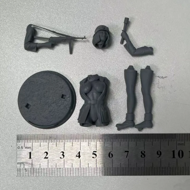 Africa Korps Girl Soldier 1/24 Scale 3D Resin Figure Model Kit History Military Miniatures Unassembled Unpainted 3D Printing