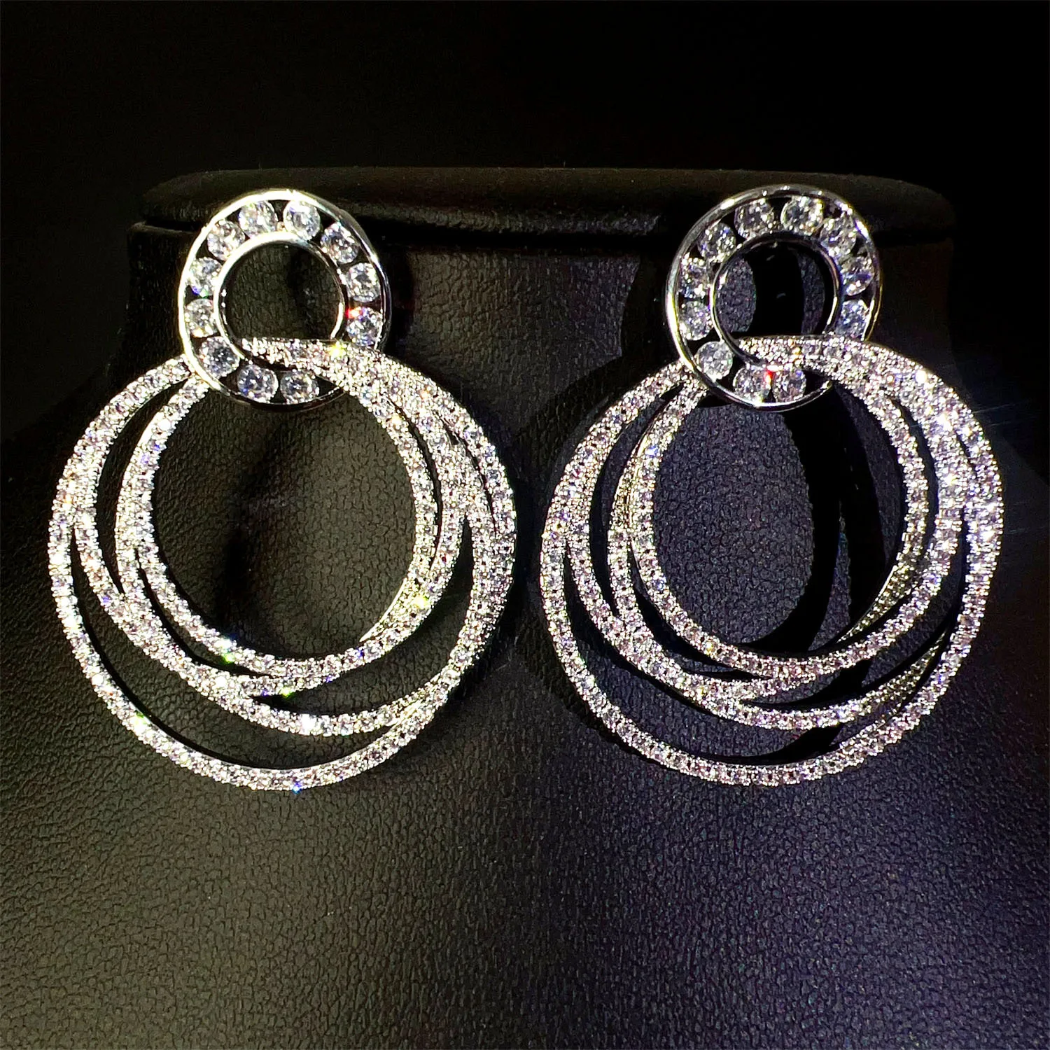 

Popular Fashion Minority Temperament Earrings Women's Fashion Jewelry Holiday Luxury Dubai Bridal Wedding Party Daily Gift E401