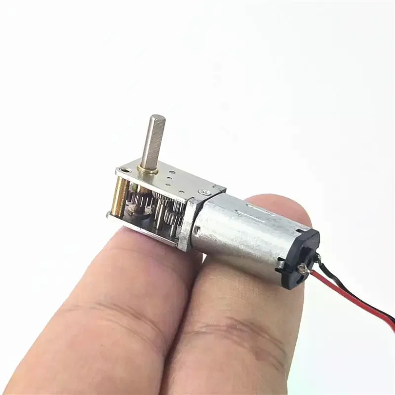 1pc DC3V-6V 5V 10RPM Slow Speed Large Torque Reduction Motor Right Angle D-shaft Car Robot Mini N30 Metal Gearbox Gear Motor