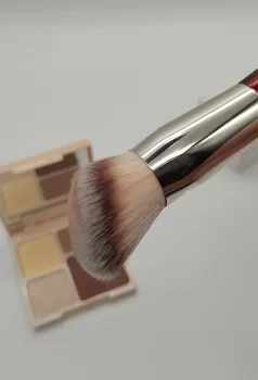 Contoured Foundation Brush (Angled Makeup Tool) 3
