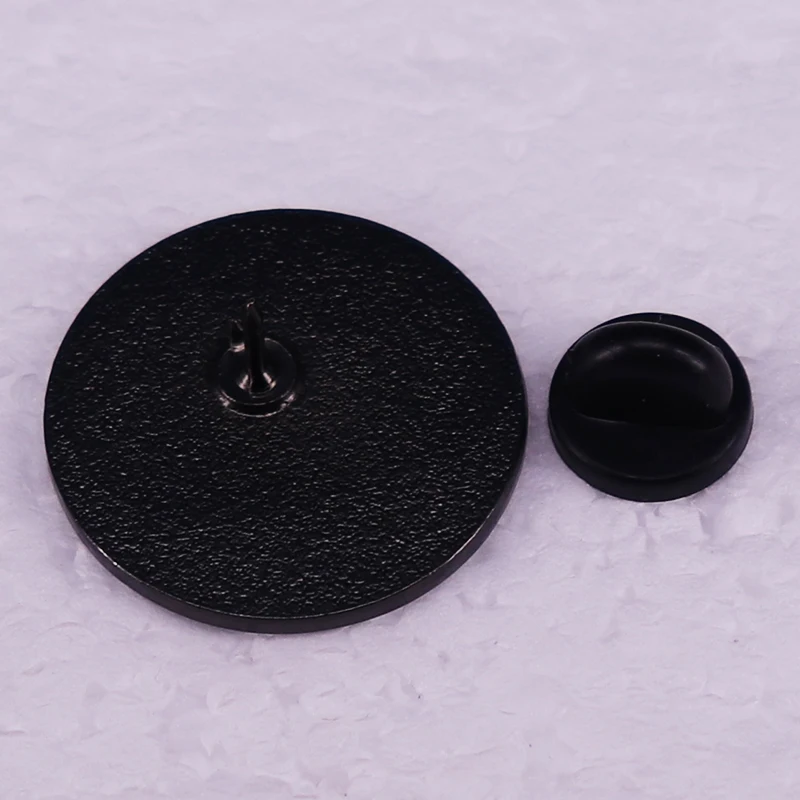 جاسوس فيلم Zorin الصناعات الخضراء Z شعار شارة المينا دبوس هدية لفيلم هواة عبادة