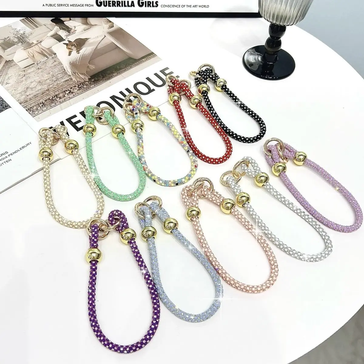 

Ремни для мобильных телефонов в карамельном стиле, роскошная подвесная цепочка со стразами, высококачественный короткий браслет, инкрустированный стразами, анти-потерянный