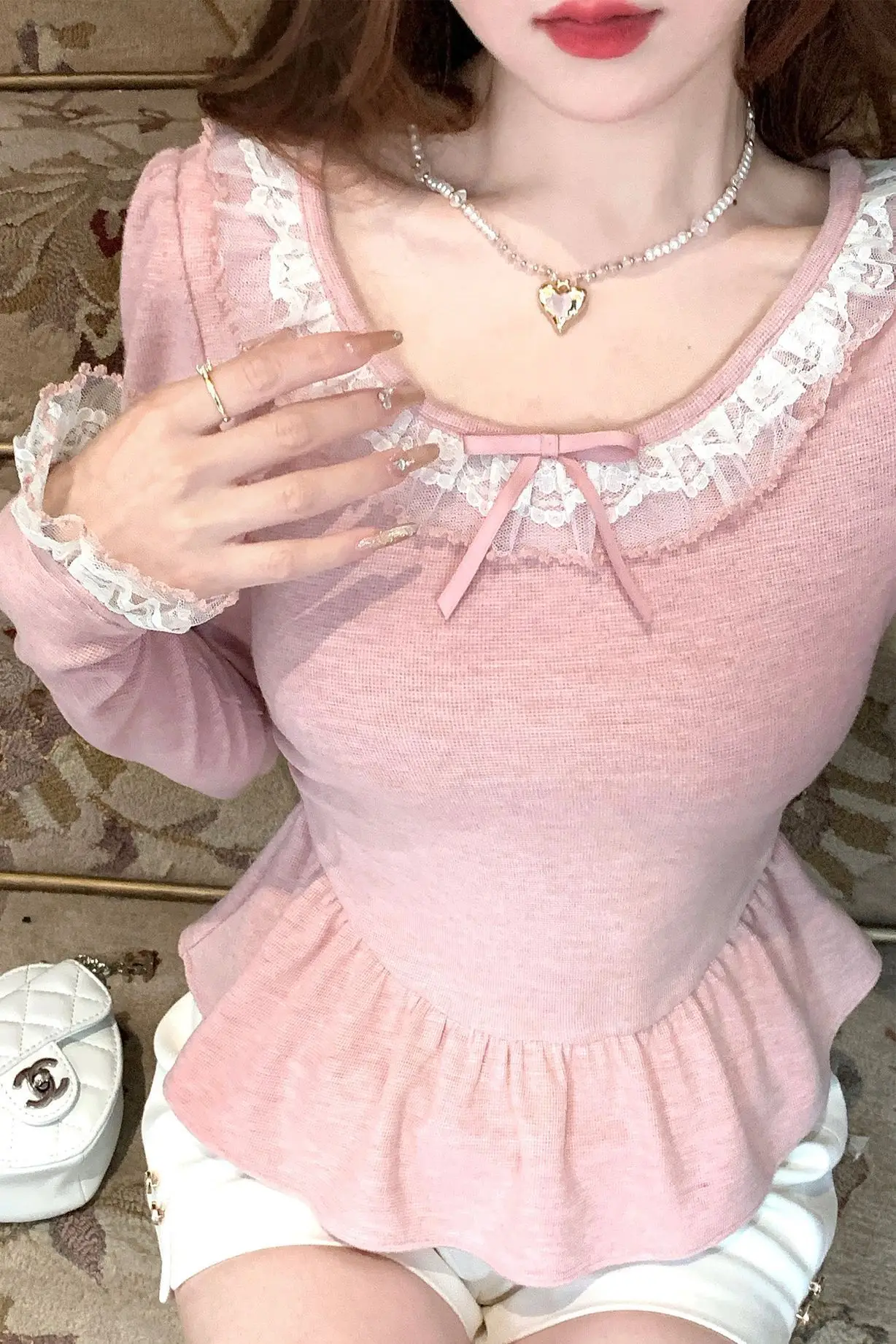 

Japan Sweet Bow Lace Ruffle Pink Round Neck Short Sweater Women'S Winter Long-Sleeved Top