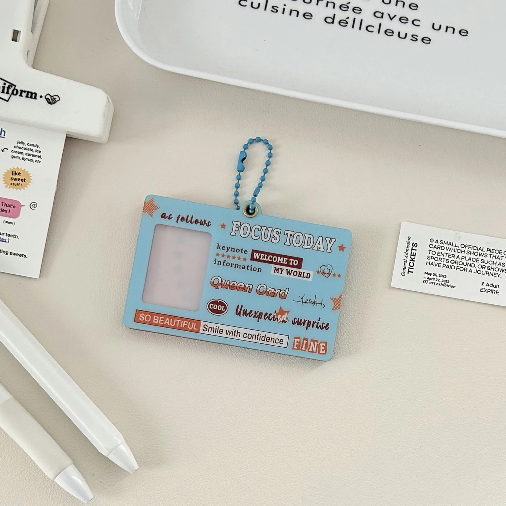 Suporte de cartão acrílico horizontal y2k 1 Polegada caso de cartão de identificação photocard capa protetora com chaveiro elegante exibição de armazenamento de fotos