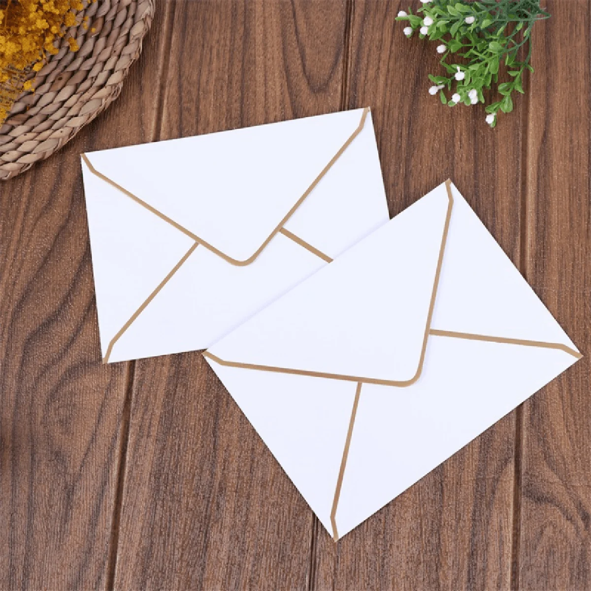 50pcs/pack invitation envelope with gold foil border V-shaped flap envelope luxury wedding invitation photo party