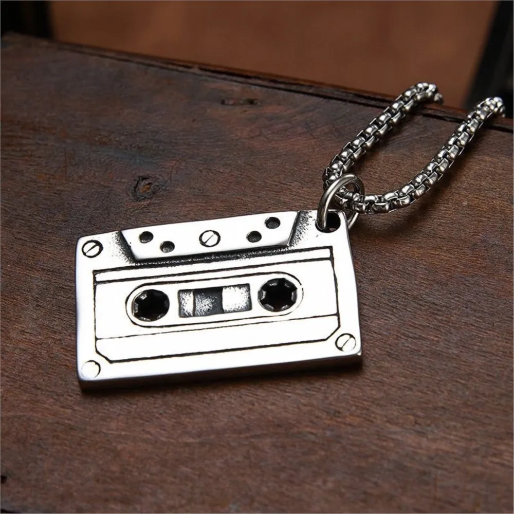 QIAMNI Cassette Tape Necklace Hip Hop Rock Vintage Magnetic Tape Music Party Pendant Chain Choker Jewelry Gift for Men Women