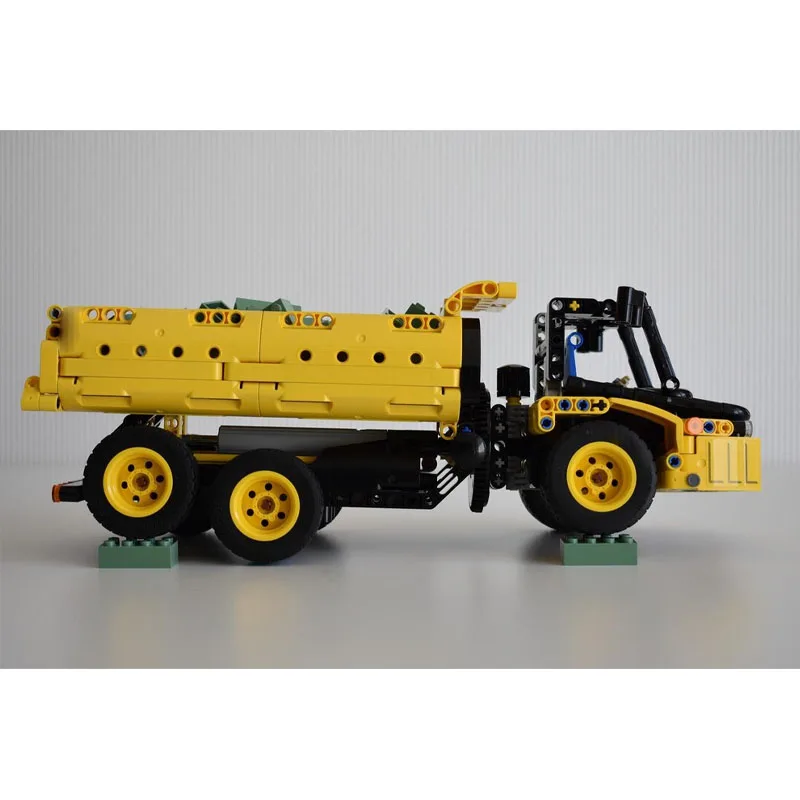 

MOC-39483 Urban Agriculture Yellow Cargo Dump Truck Building Block Model 659 Parts MOC Boys Children's Birthday Toy Gift