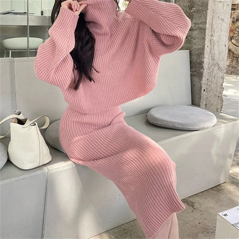 2025 New Autumn/Winter High Collar Sweater For Women, Age Reducing And Slimming Two Piece Set, Thickened Head Knitted Skirt Set