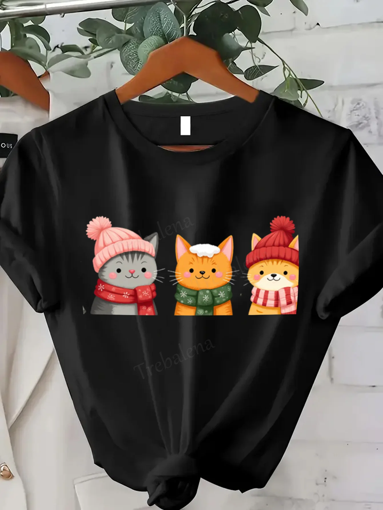 

Women T-shirt Cute Winter Cats T-Shirt for Women, Cozy & Stylish