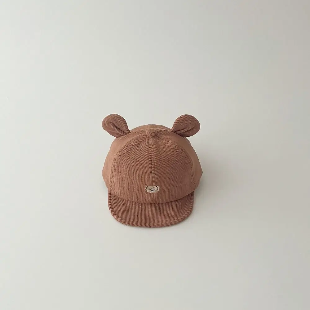 Cappello da sole per bambini del fumetto di moda cappello da bambino coreano con orso carino ragazzi e ragazze berretto da neonato all'aperto