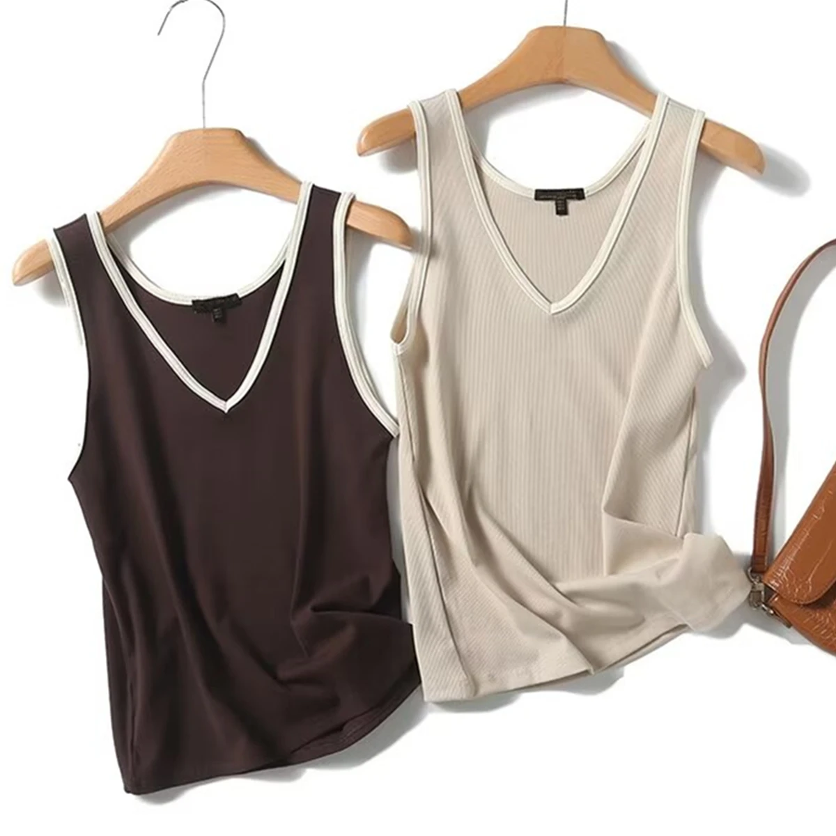 

Jenny&Dave Summer Nordic Minimalist T-shirt Women Slim Fit Basic Tank Top Tshirts Ladies Contrasting V-neck Strap Top