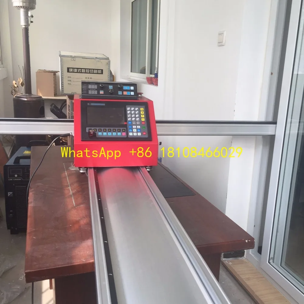 آلة عالية الدقة الصلب الصناعي المحمولة 1500 واط آلة قطع الألياف الصغيرة