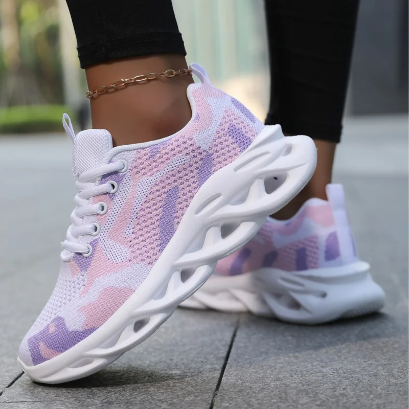 

Women's mesh lightweight and comfortable sports shoes, outdoor casual shoes, fashionable and breathable running shoes