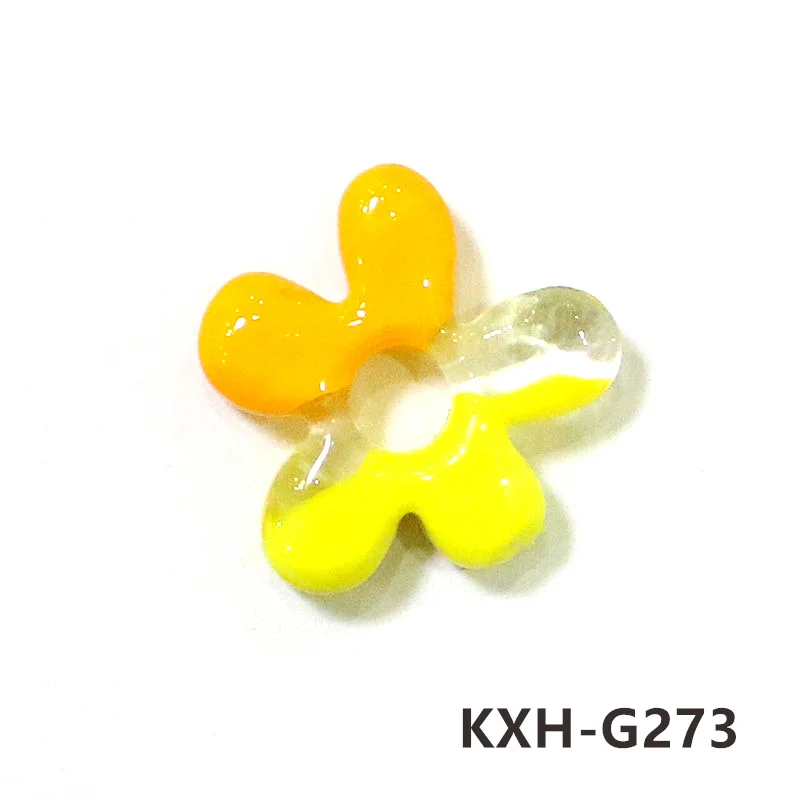 2pcs Mini Lovely Irregular Flower Shape Glass Ornaments Rare Creative Charm Pendant Diy Fashion Women Jewelry Making Accessories