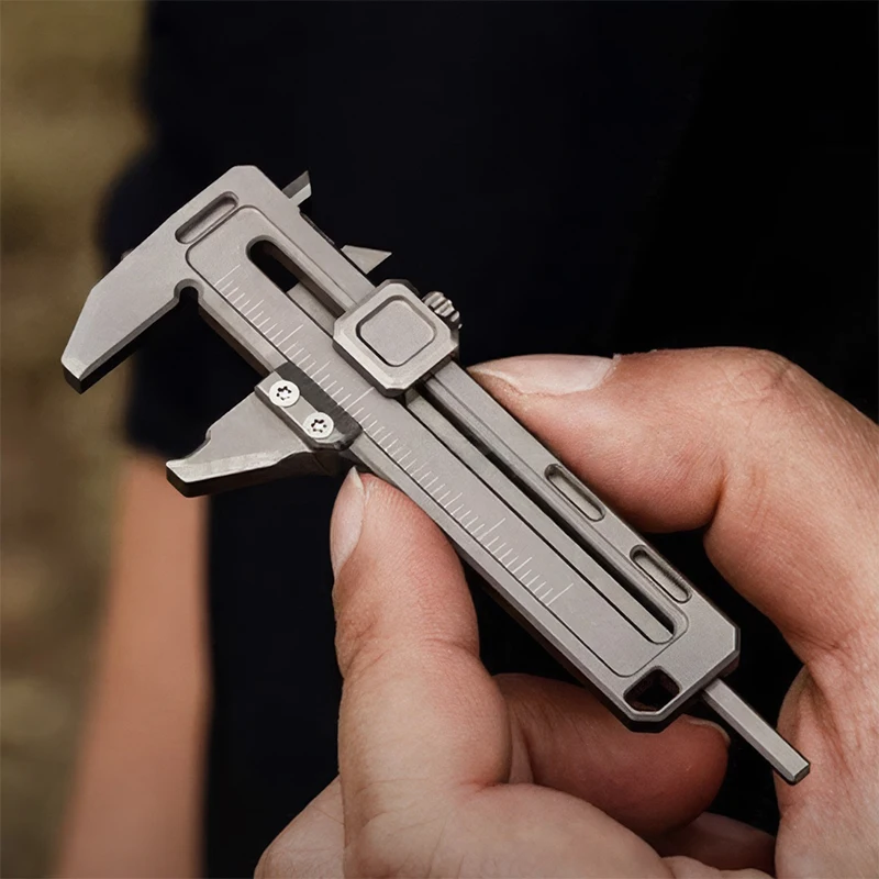 Outdoor Multifunctional Mini Caliper Tool Portable Portable Camping Hiking Survival EDC Keychain Tool