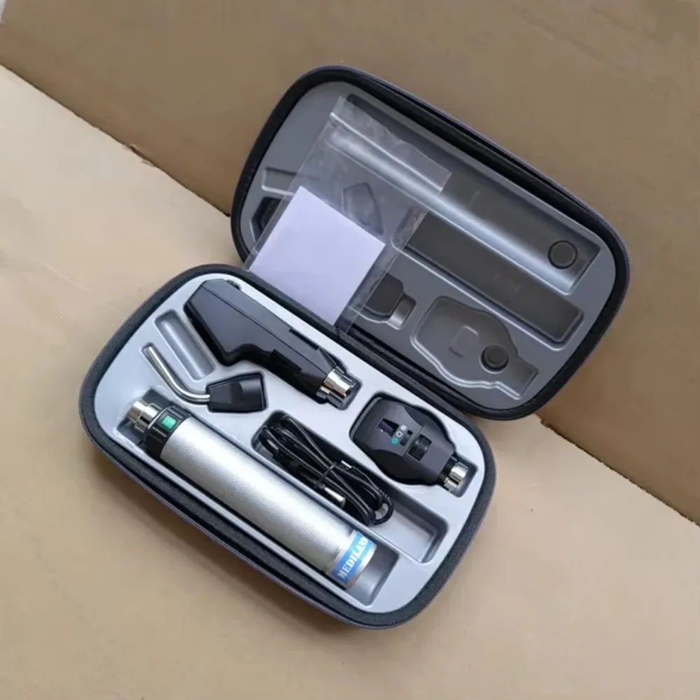 Veterinary diagnostic equipment 3-in-1 set, equipped with ophthalmoscope, retinoscope, and otoscope, for animal eye examin