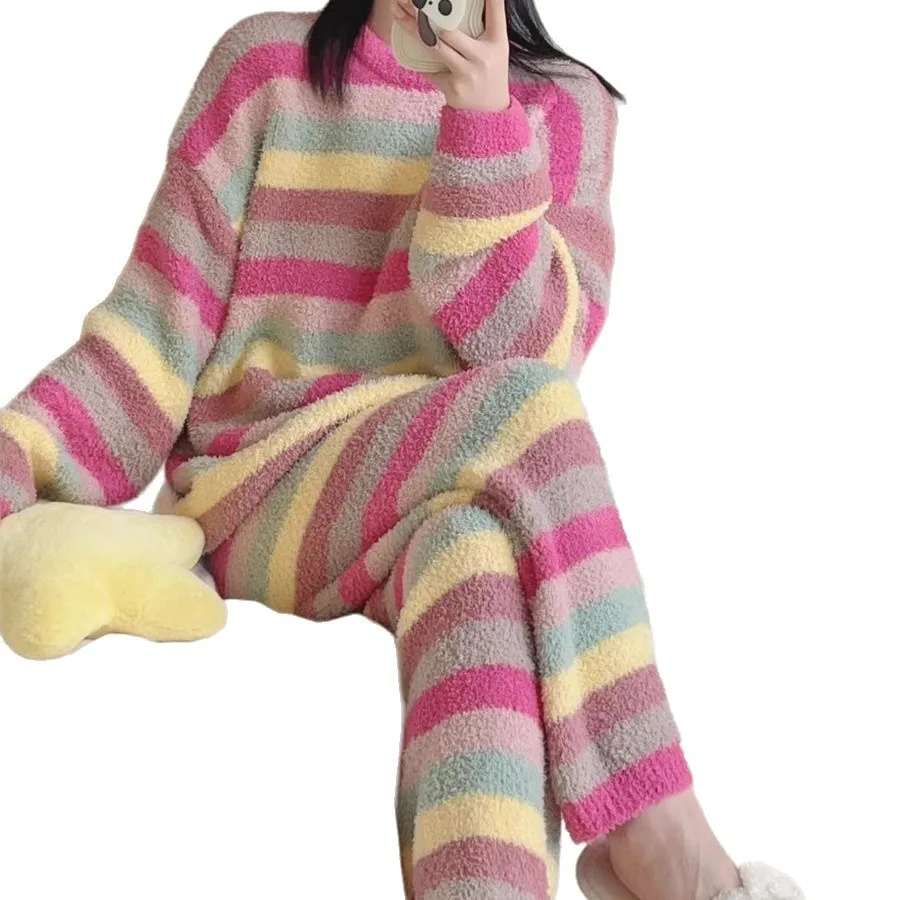 بيجامة شتوية جديدة للنساء: طقم بيجامة دافئ مبطن بنمط قوس قزح رائع على الطراز الكوري بسيط بنصف صوف للملابس المنزلية