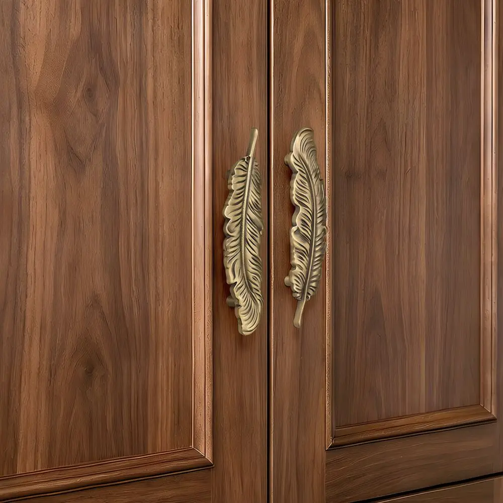 Unique Feather Shape Cabinet Pulls Luxury Gold Brass Furniture Handle Modern Decorative Drawer Knobs For Kitchen Cupboard