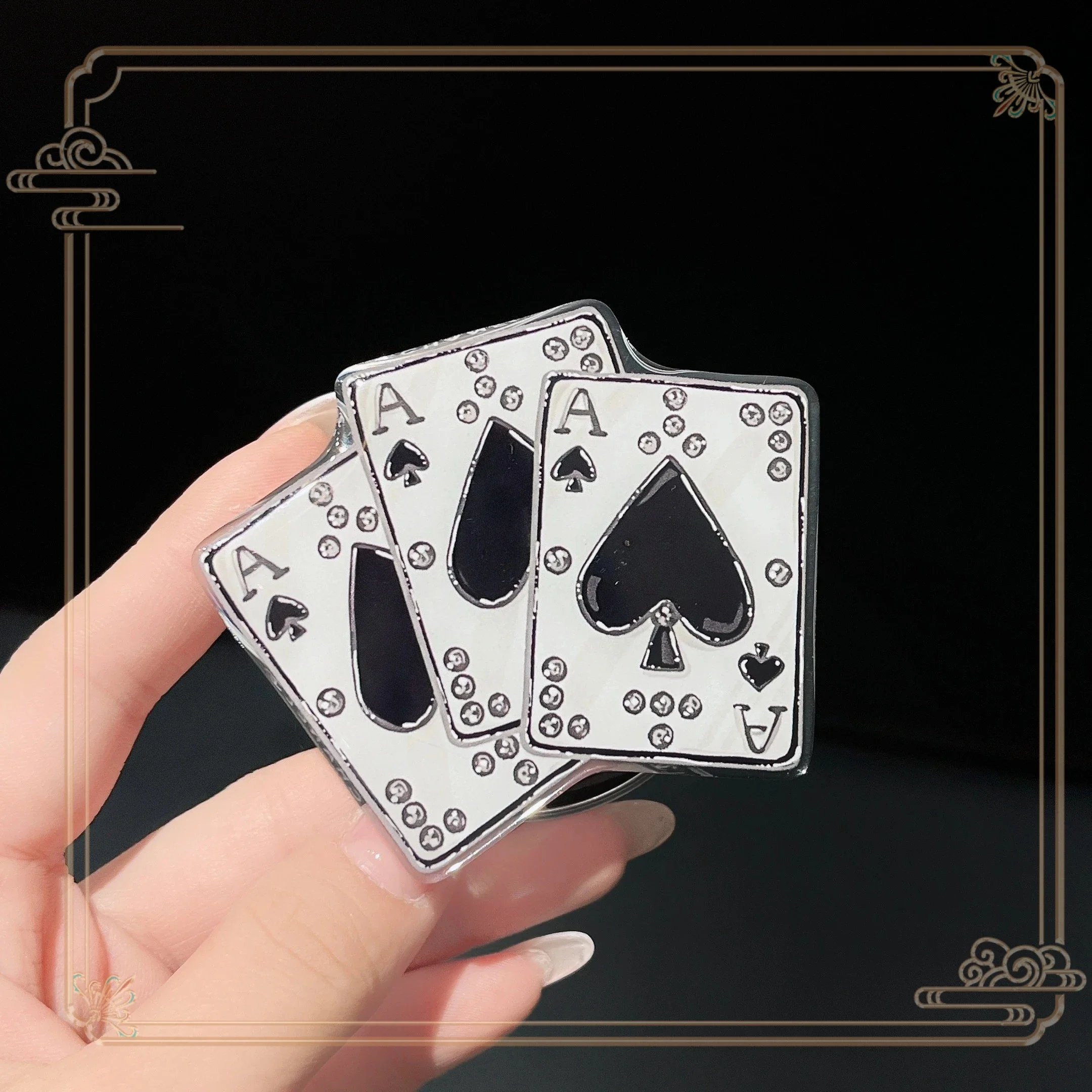 أنيقة الراقية قوية المغناطيسي حامل الهاتف المحمول حامل آيفون 17 برو ماكس العلامة التجارية العصرية طوي قوس ملحقات الهاتف