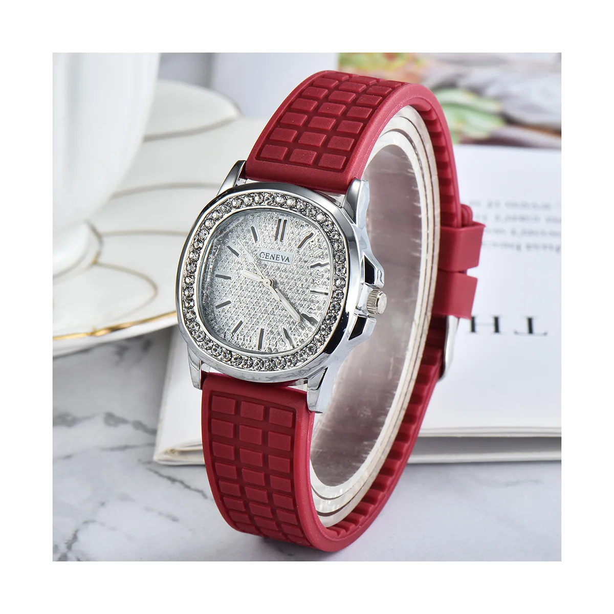 패션 스퀘어 비즈니스 쿼츠 시계 클래식 스트라이프 디자인 다이얼 럭셔리 스테인레스 스틸 밴드 남자 석영 손목 시계