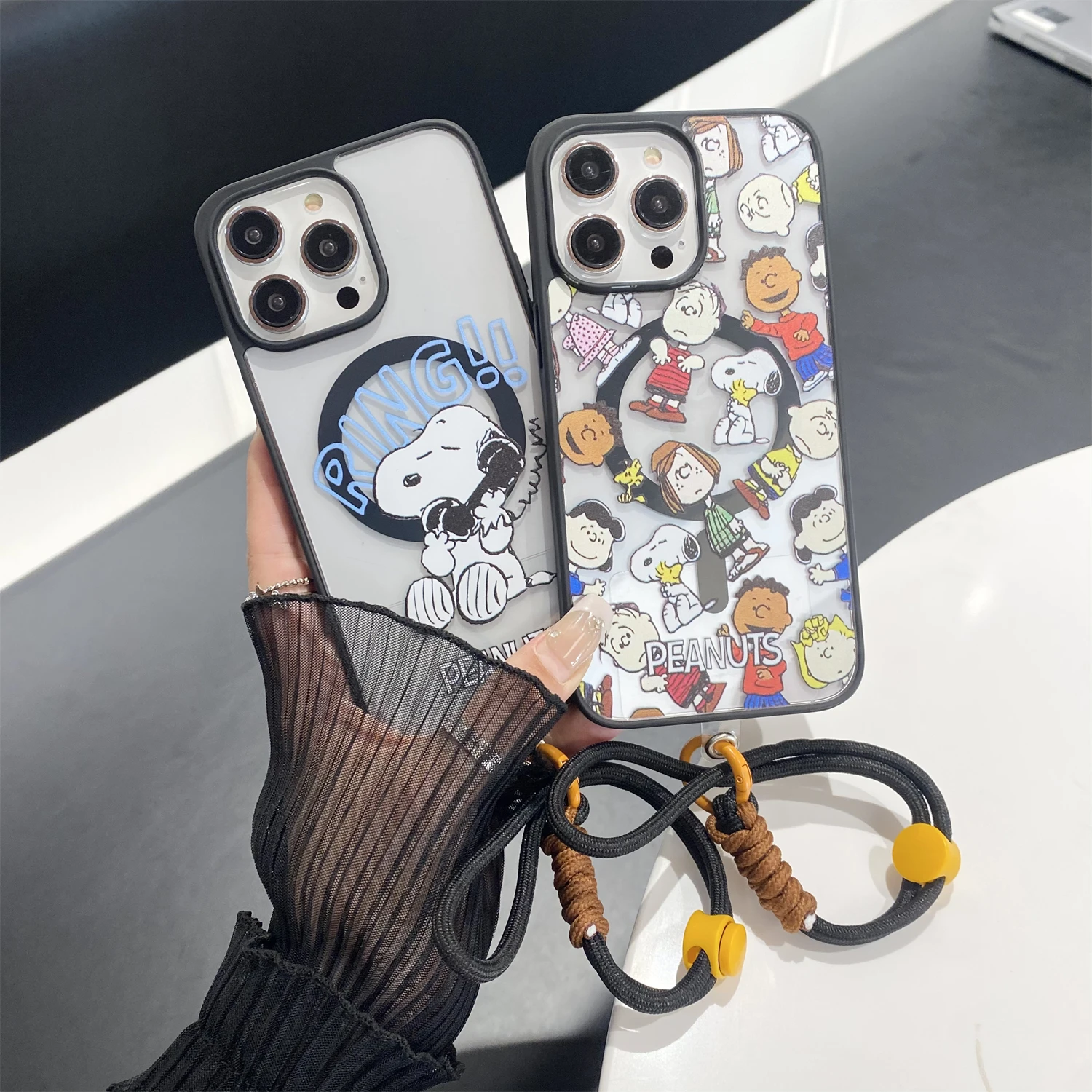 Cute Snoopy Charlie Brown Cartoon Magsafe Wireless Charge Clear Phone Cover For iPhone 15 14 13 12 16 Pro Max Magnetic Bracket