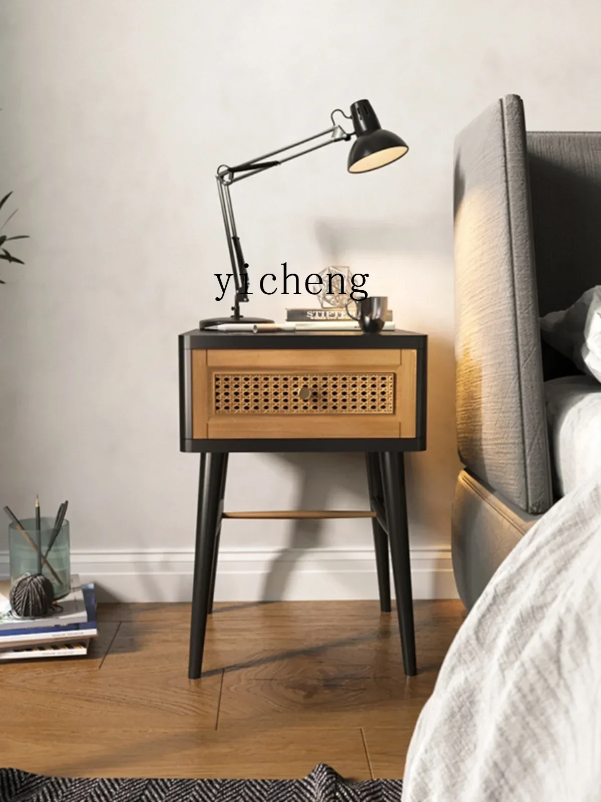 Tqh Vintage Rattan Black Bedside Table Bedroom Small Bedside Cabinet Modern Minimalist Sofa Side Cabinet