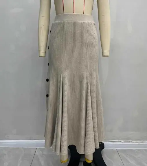 الربيع والخريف جديد ارتفاع الخصر بلون الجانب زر الزخرفية محبوك تنورة ذيل السمكة للنساء تنورة التخسيس الأنيقة